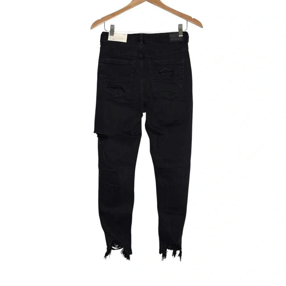 NWT American Eagle Strigid Ripped Mom Jeans 4 Onyx Black Distressed Destroyed